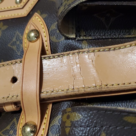 Louis VuittonMonogram Canvas Manhattan GM Handbag - Picture 17 of 17